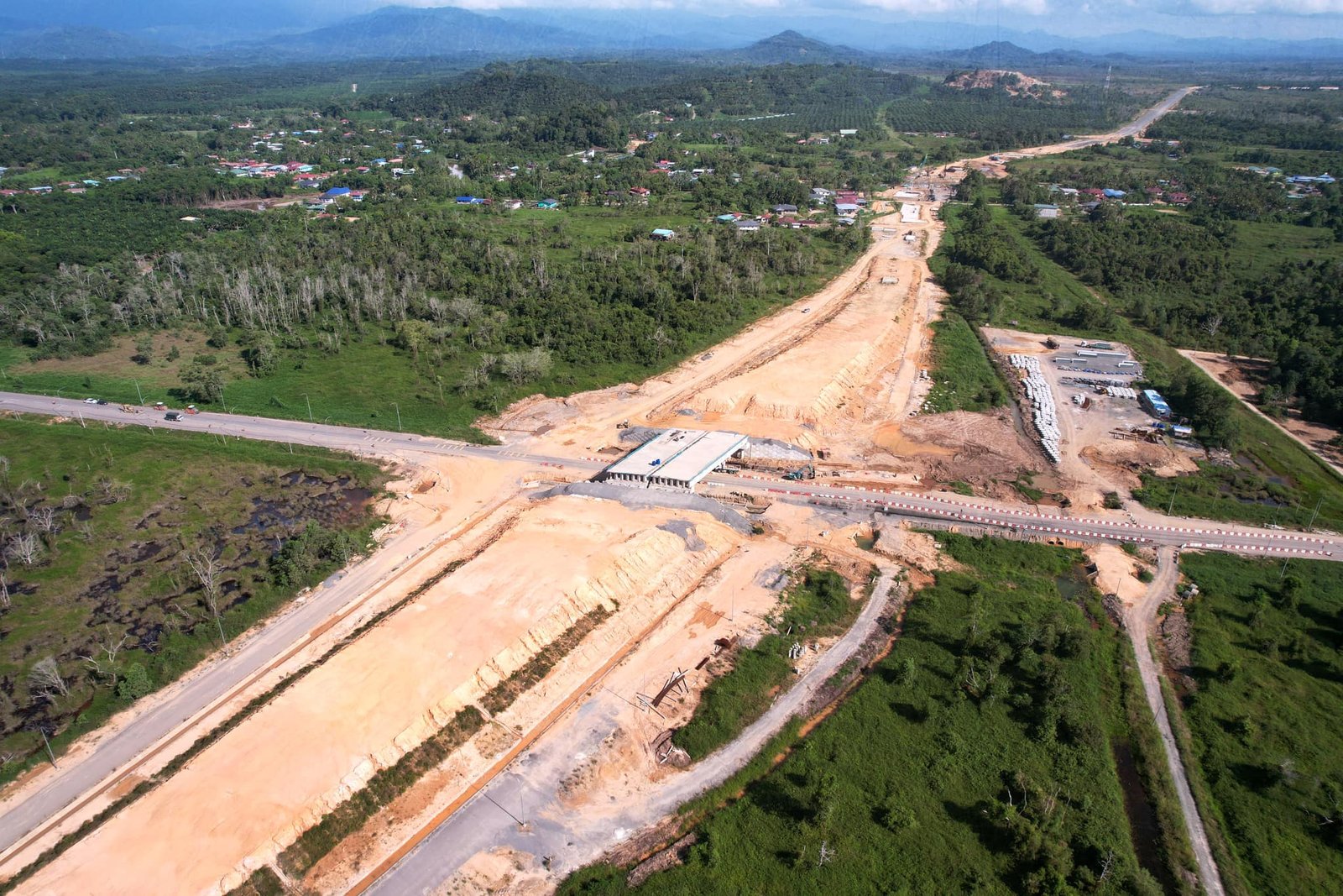 Pan Borneo Highway, Sematan to Lundu Package (WPC-02) Gallery Image 3